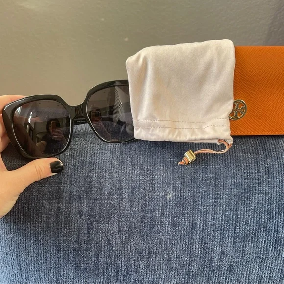 Tory Burch | Accessories | Tory Burch Sunglasses | Poshmark display picture 2